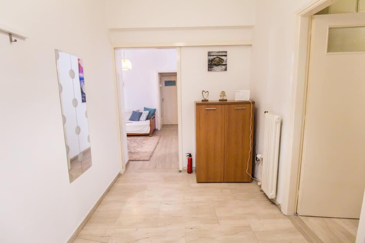 Stylish Apt In Athens Center المظهر الخارجي الصورة